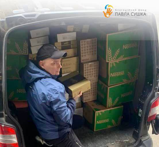 Продовжуємо працювати над поповненням запасів на нашому складі для допомоги людям в Харкові та області